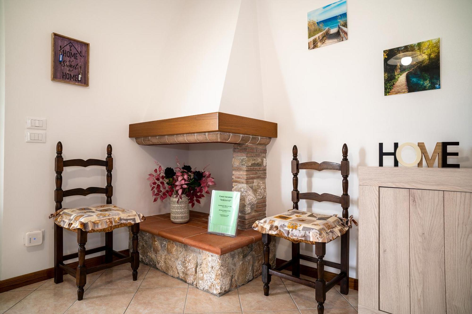 Casa Vacanze Dalla Ci Capezzano Pianore Exteriör bild